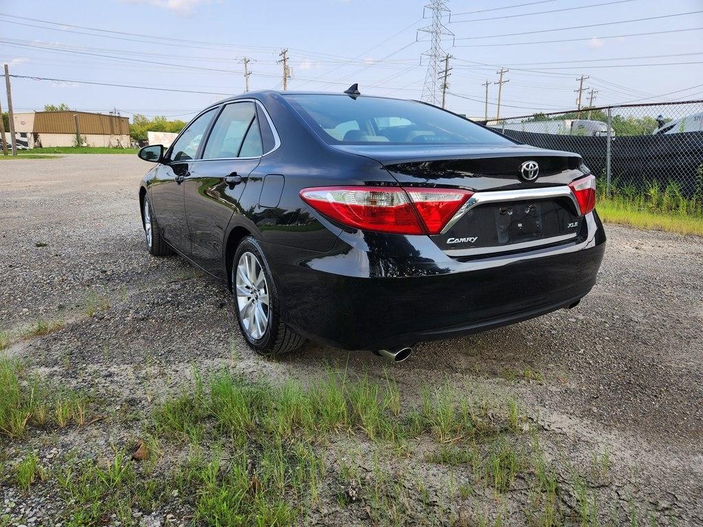 Toyota Camry XLE V6 2015