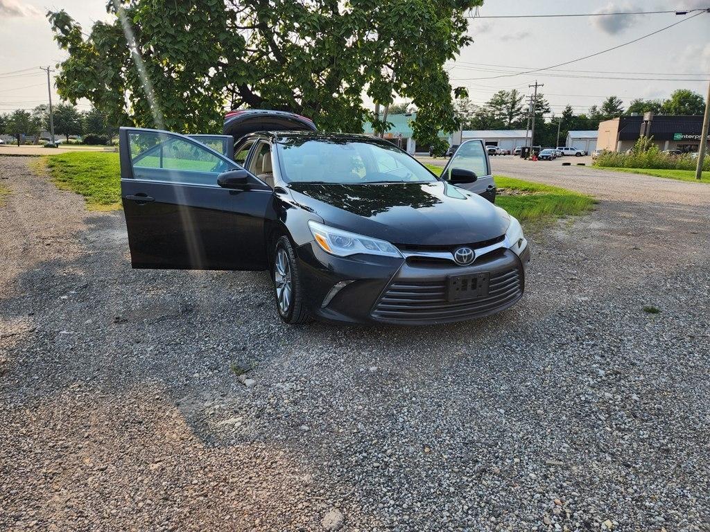 Toyota Camry XLE V6 2015