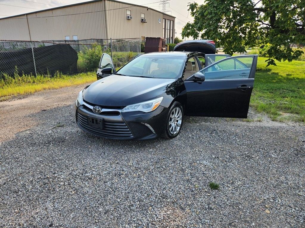 Toyota Camry XLE V6 2015