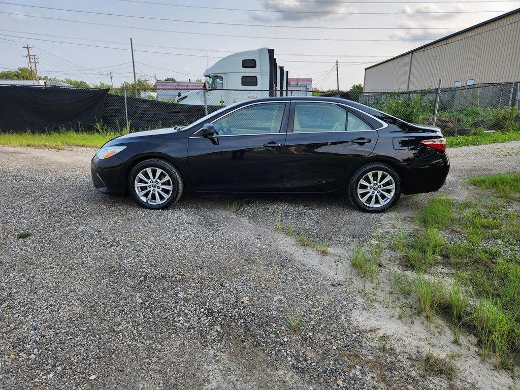 Toyota Camry XLE V6 2015