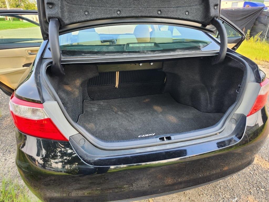 Toyota Camry XLE V6 2015