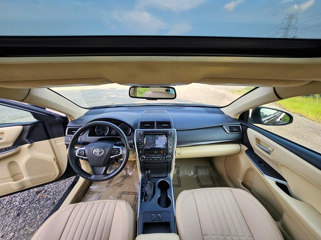 Toyota Camry XLE V6 2015
