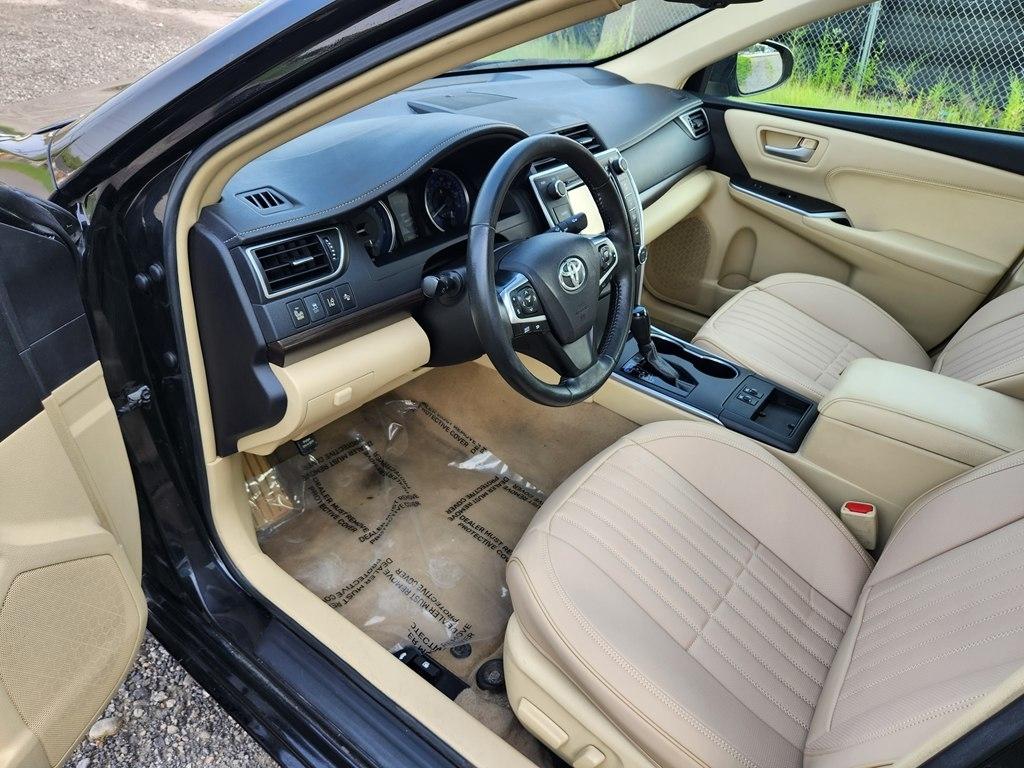 Toyota Camry XLE V6 2015