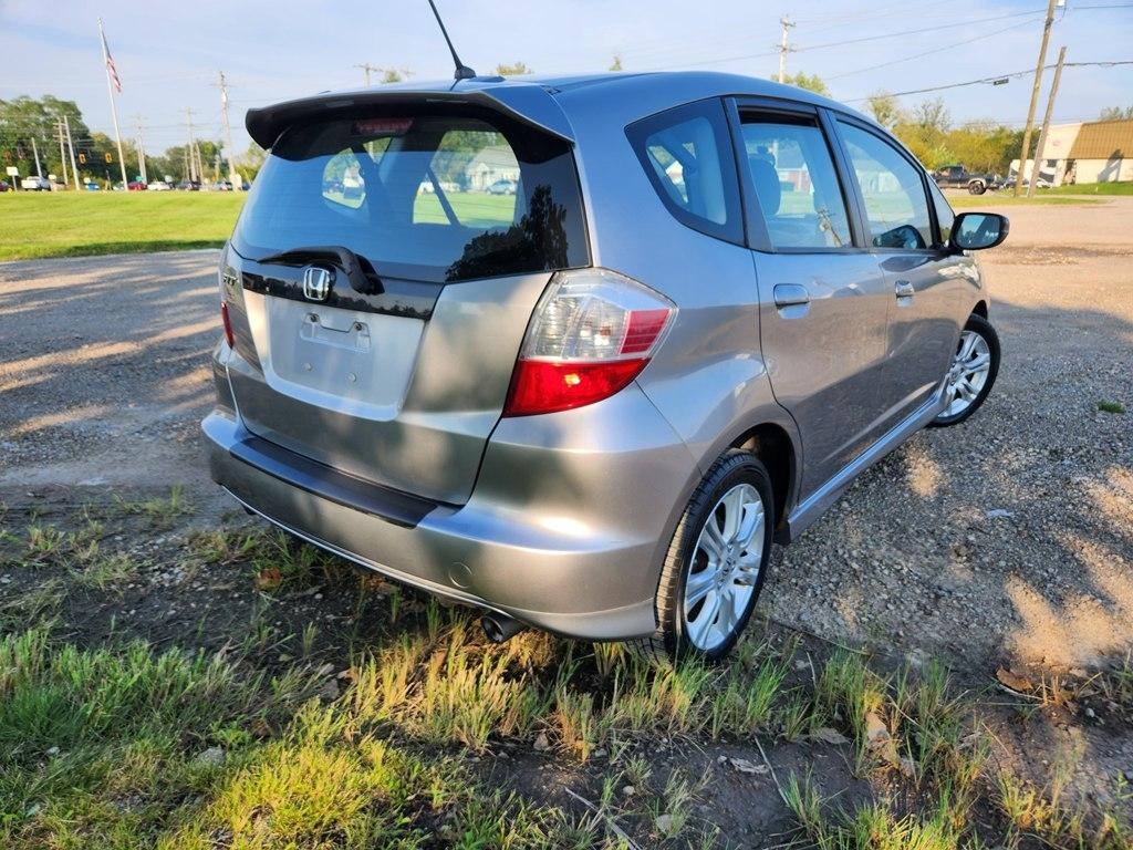 Honda Fit Sport 5-Speed AT 2010