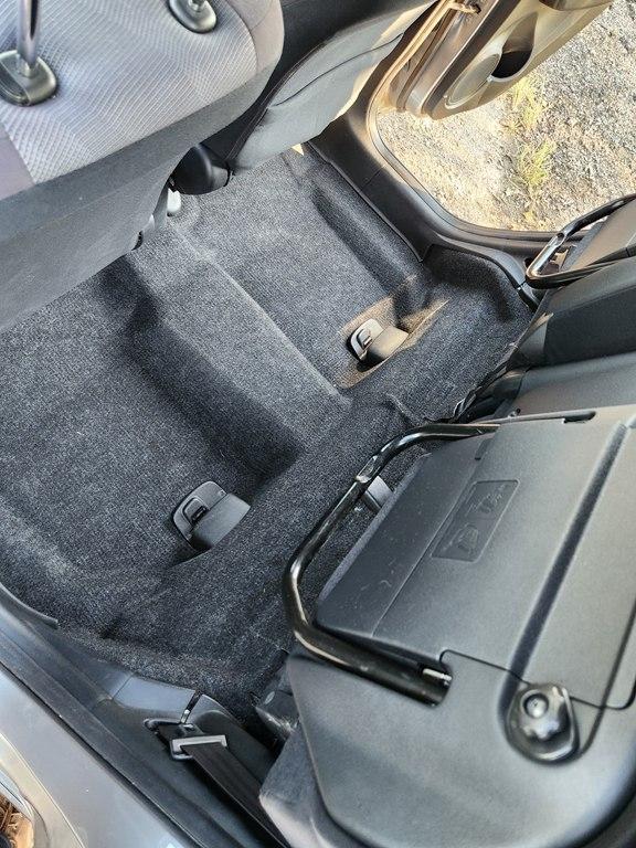 Honda Fit Sport 5-Speed AT 2010