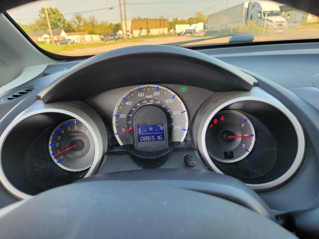 Honda Fit Sport 5-Speed AT 2010