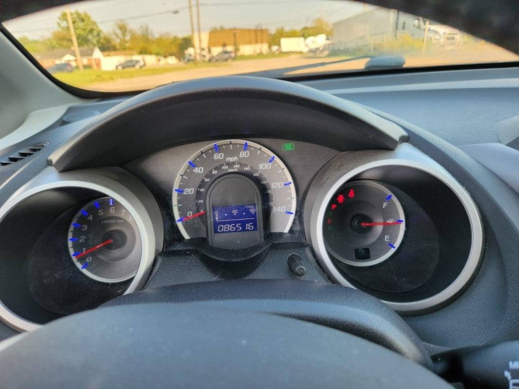 Honda Fit Sport 5-Speed AT 2010