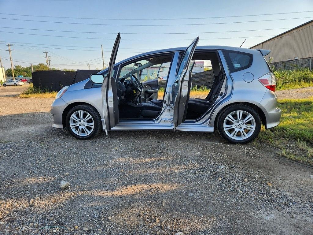 Honda Fit Sport 5-Speed AT 2010