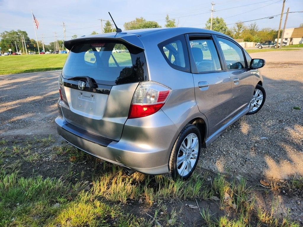 Honda Fit Sport 5-Speed AT 2010