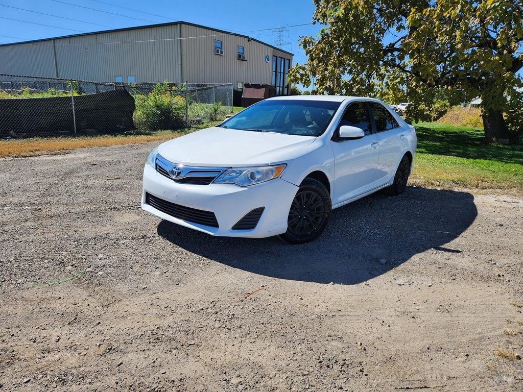 Toyota Camry L 2012