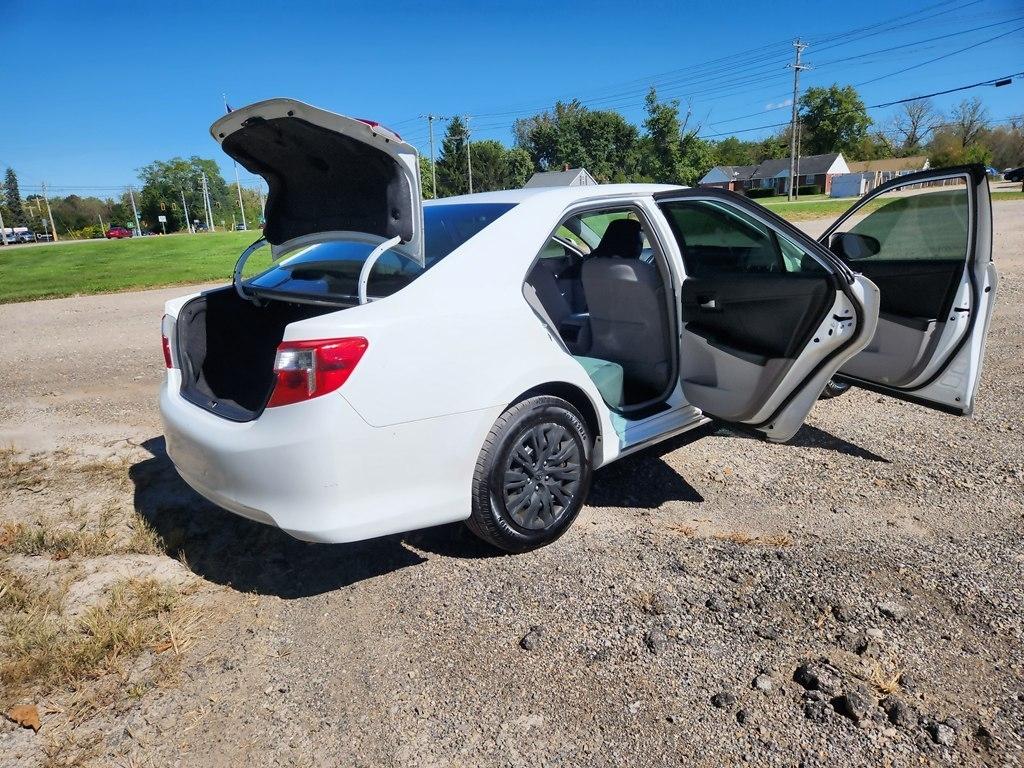 Toyota Camry L 2012