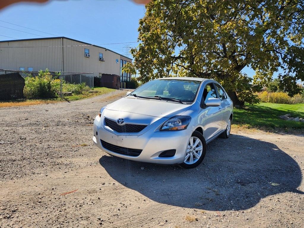Toyota Yaris Sedan 4-Speed AT 2009