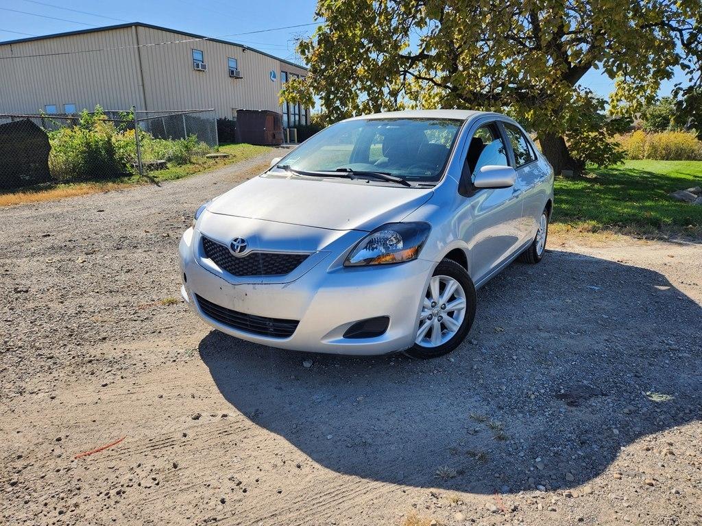 Toyota Yaris Sedan 4-Speed AT 2009