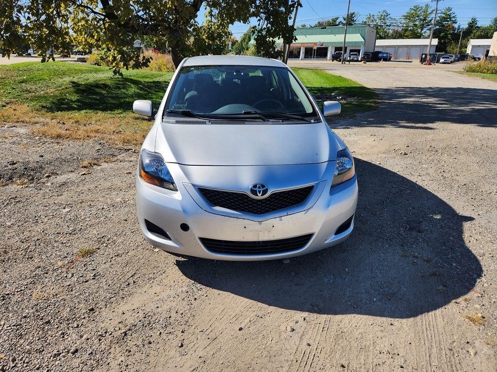 Toyota Yaris Sedan 4-Speed AT 2009