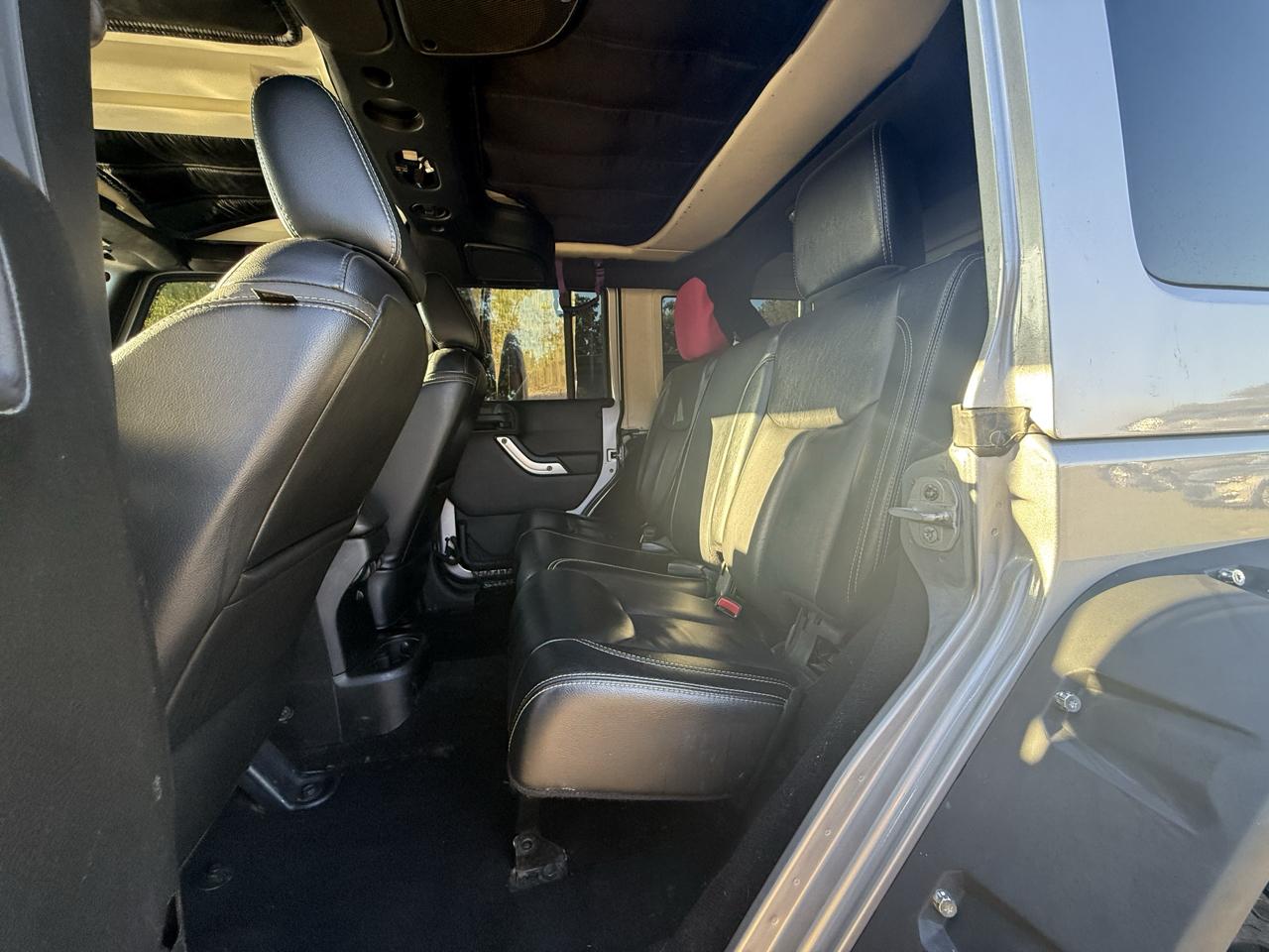 Jeep Wrangler Unlimited Rubicon 4WD 2015