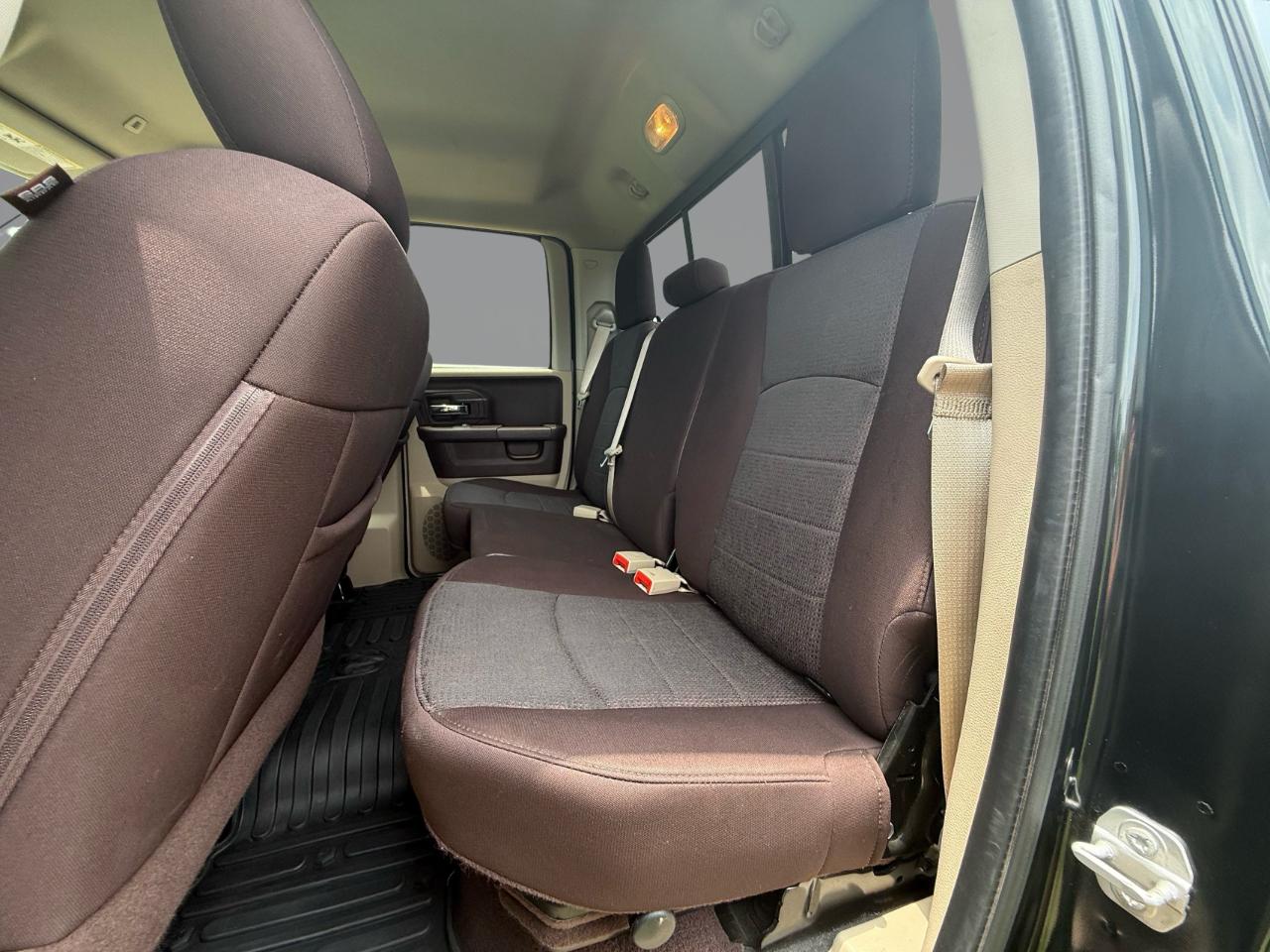 RAM 1500 SLT Quad Cab 4WD 2017