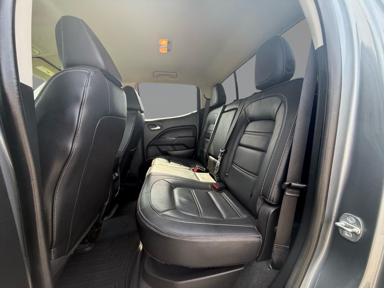 GMC Canyon Denali Crew Cab 4WD Long Box 2019