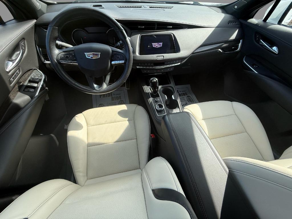 Cadillac XT4 Sport AWD 2023