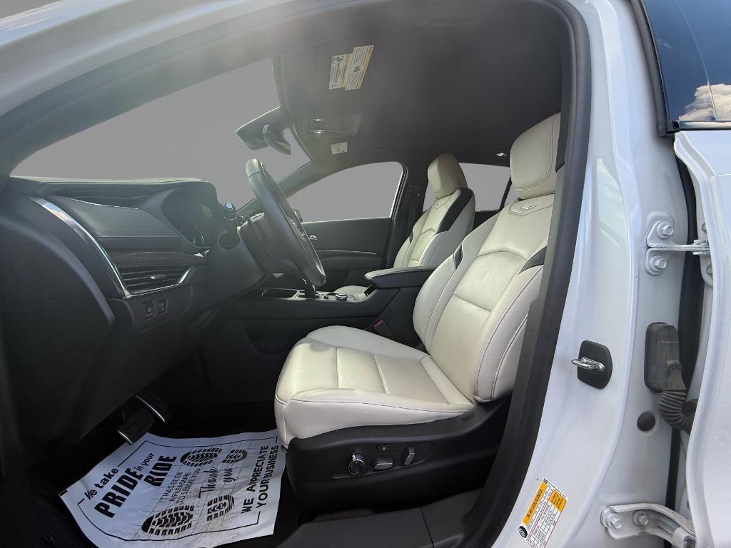 Cadillac XT4 Sport AWD 2023