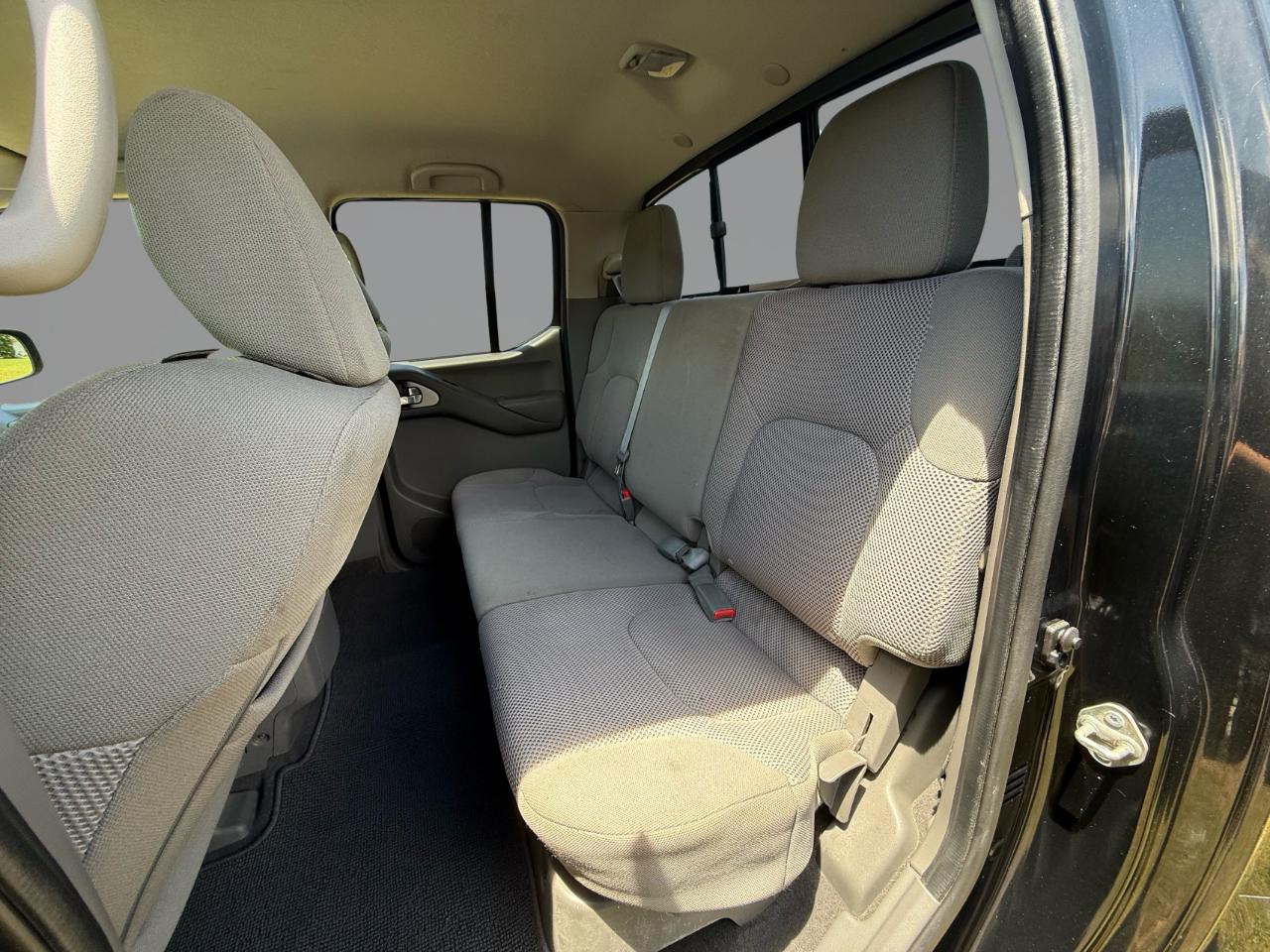 Nissan Frontier S Crew Cab 6MT 2WD 2019