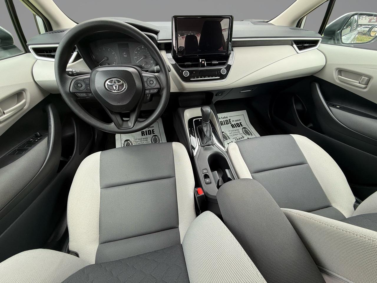 Toyota Corolla LE 2025