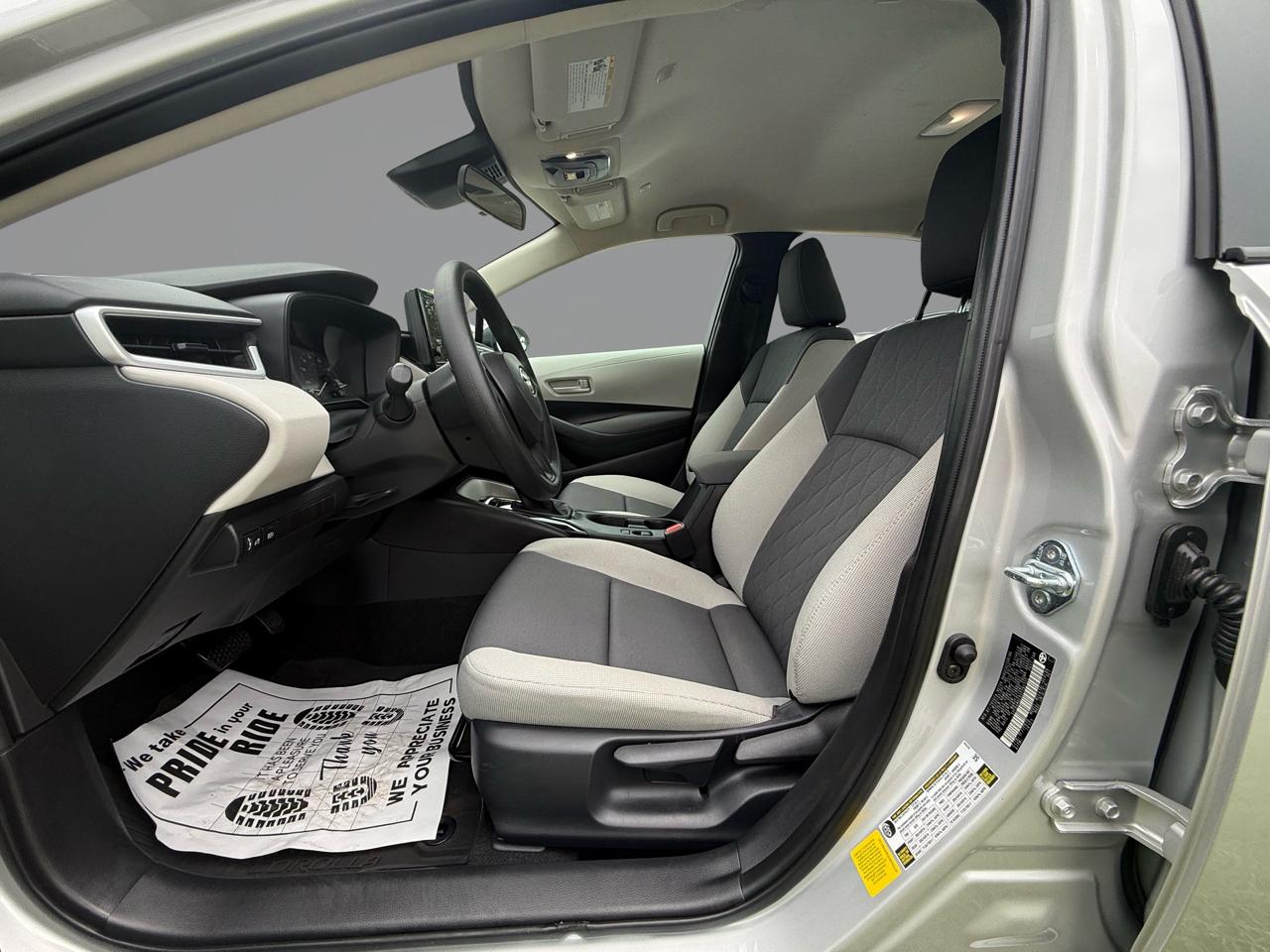 Toyota Corolla LE 2025