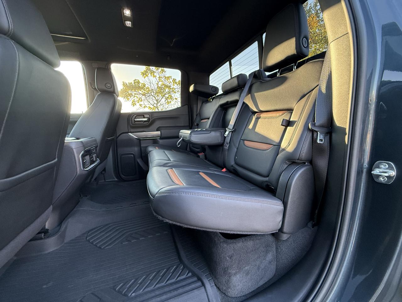 GMC Sierra 1500 AT4 Crew Cab Long Box 4WD 2020