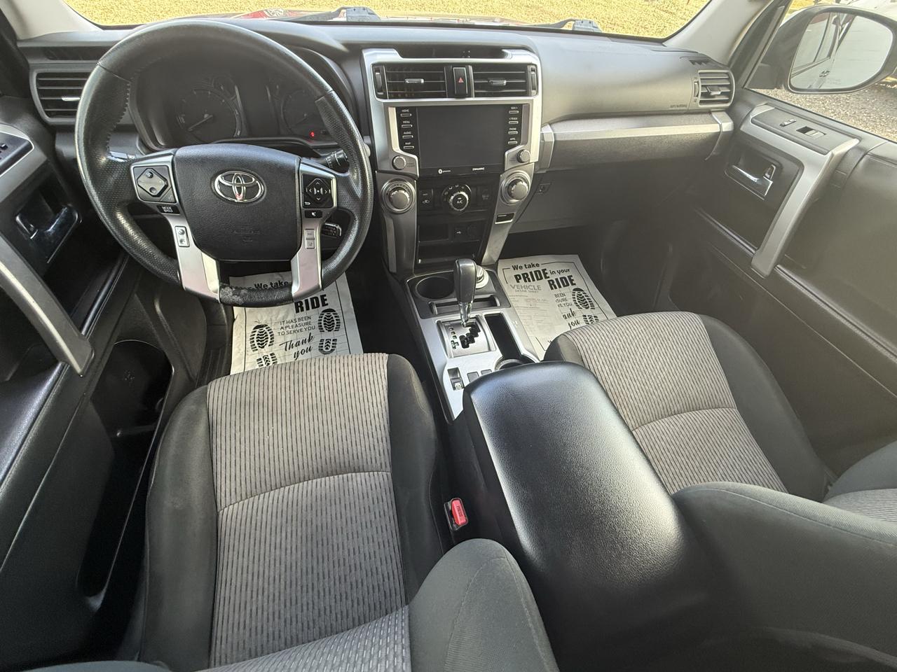 Toyota 4Runner SR5 4WD 2021