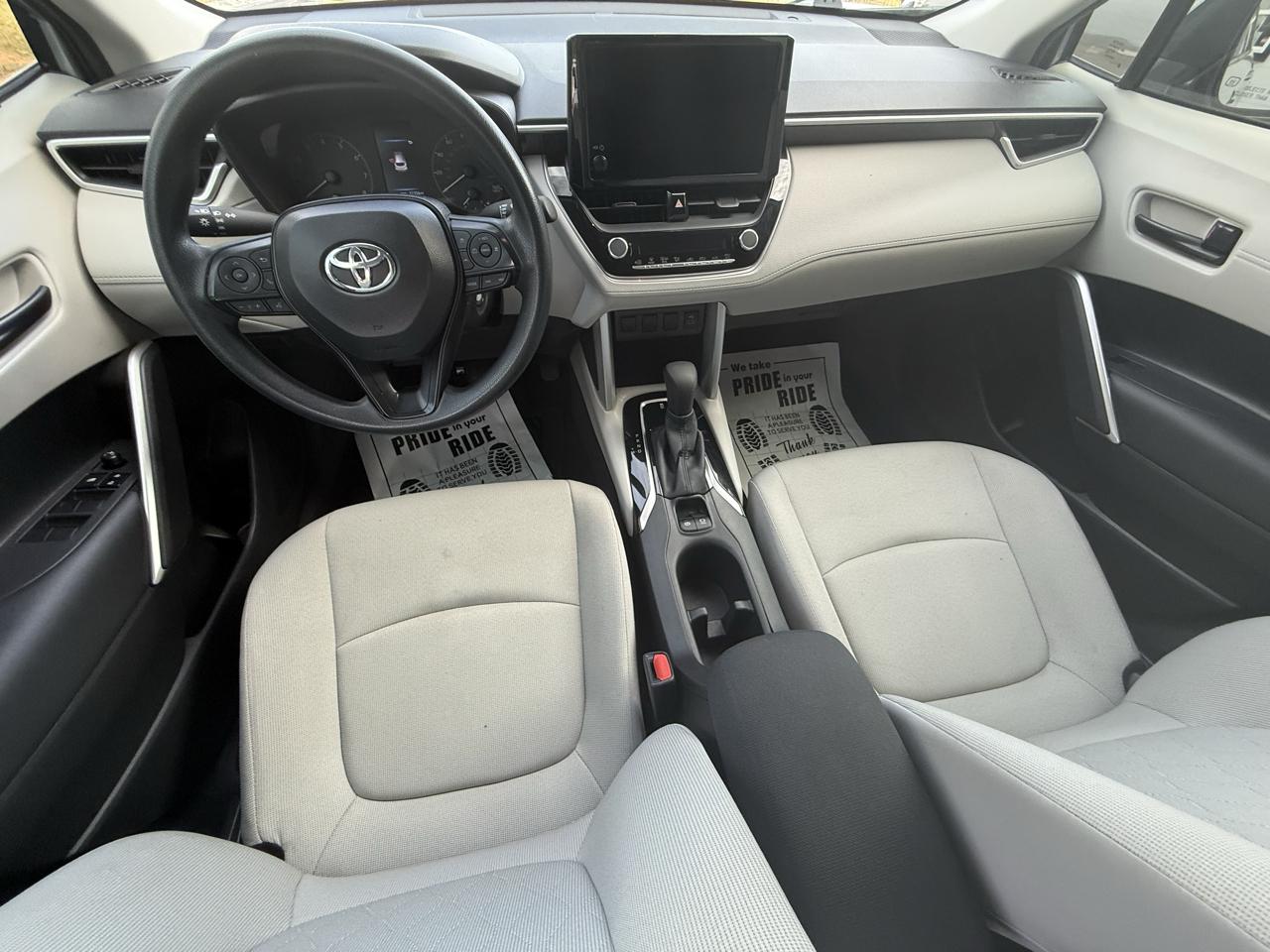 Toyota Corolla Cross L AWD 2024