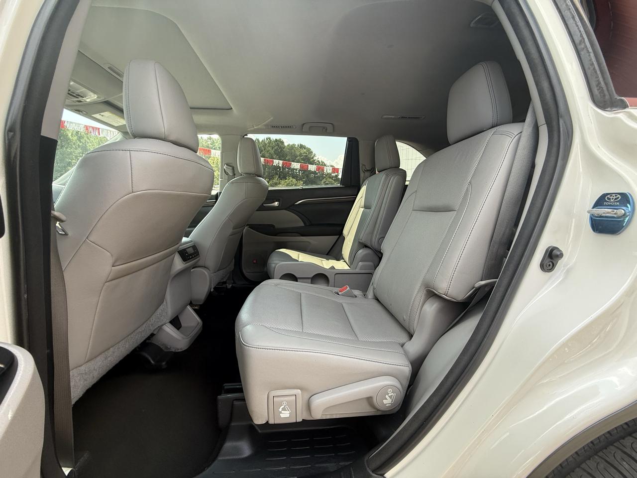 Toyota Highlander Limited AWD V6 2016