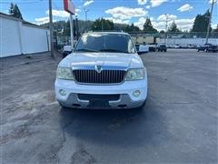 2003 Lincoln Navigator Luxury 2WD