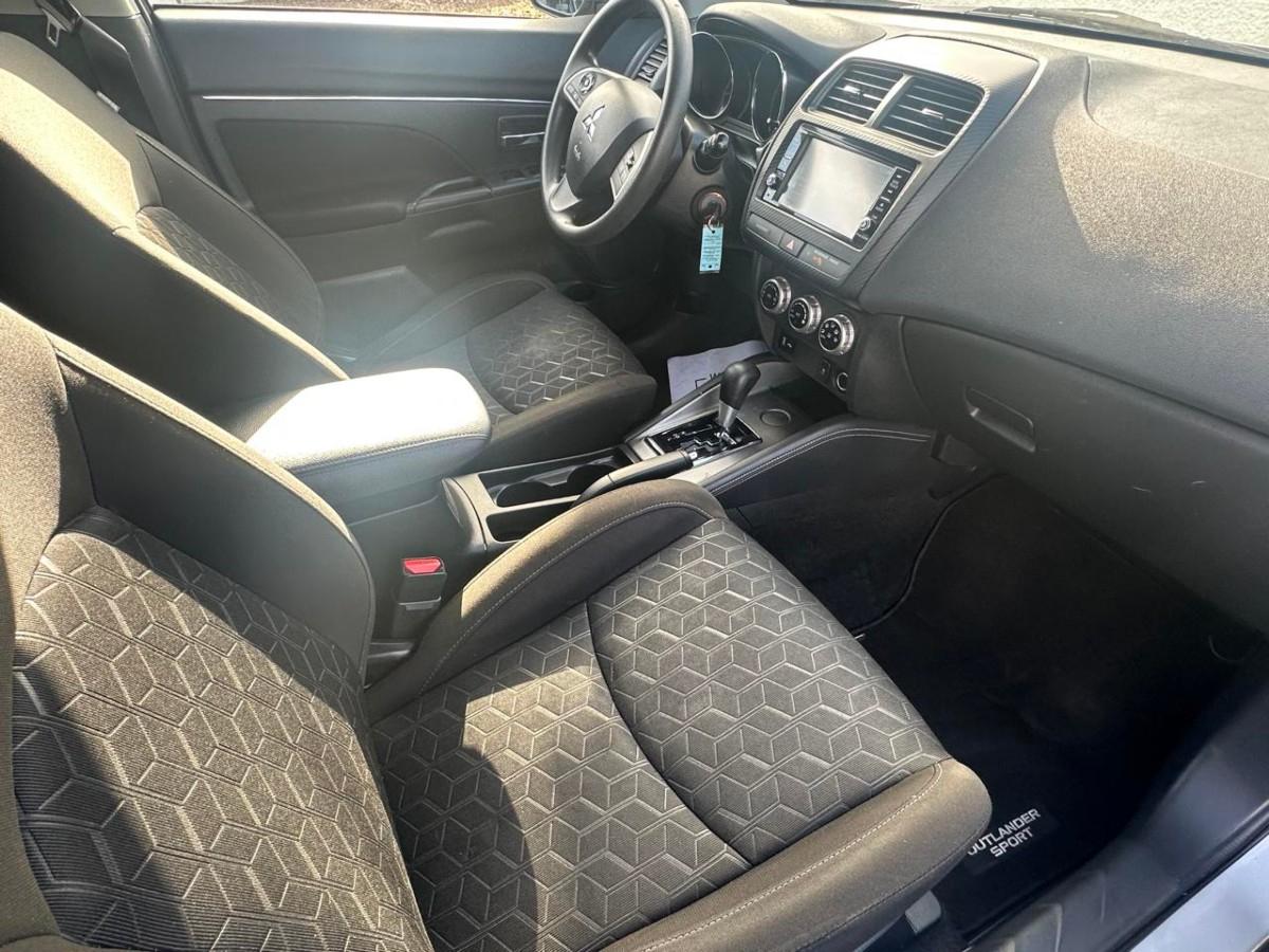 2021 Mitsubishi Outlander Sport ES - Photo 12