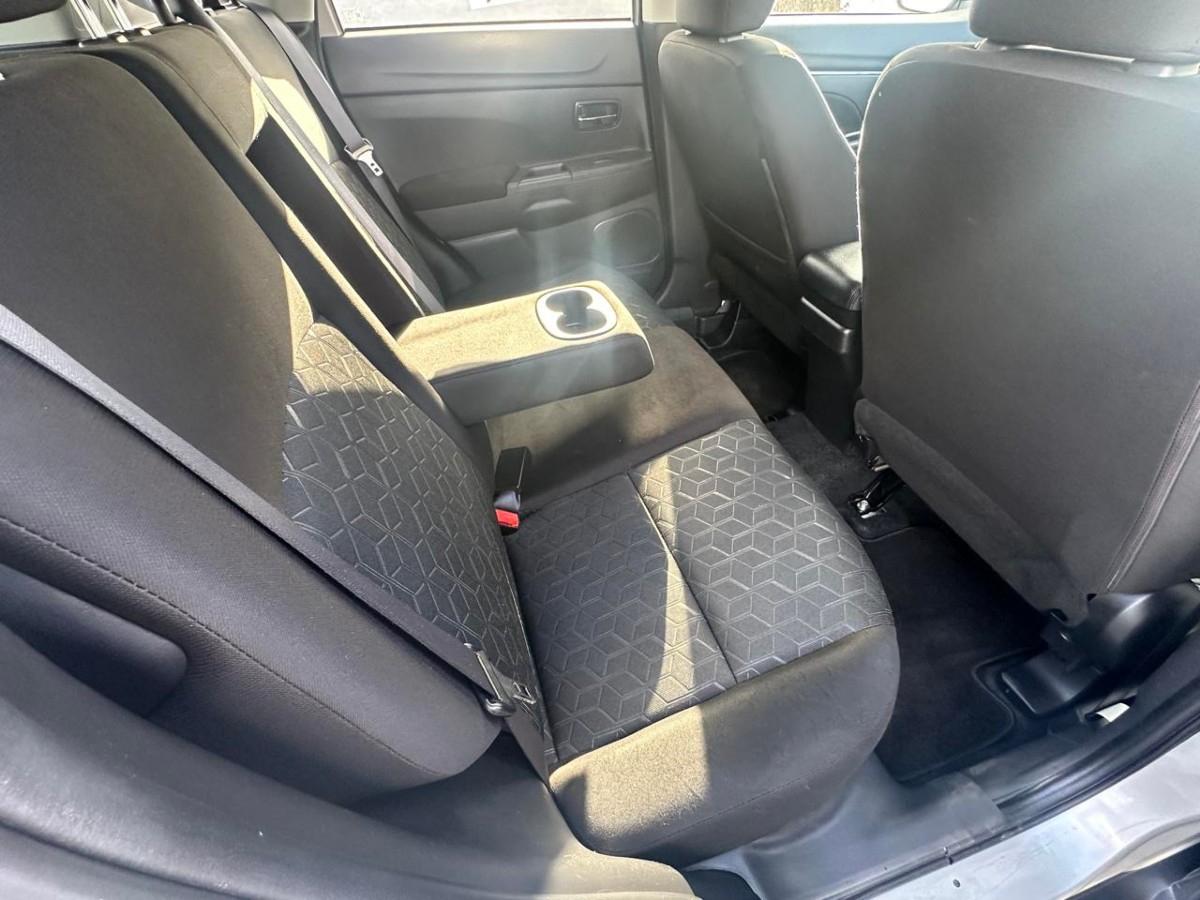 2021 Mitsubishi Outlander Sport ES - Photo 21