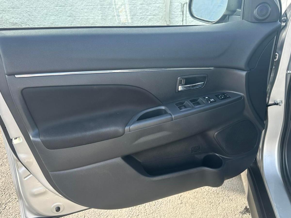 2021 Mitsubishi Outlander Sport ES - Photo 27