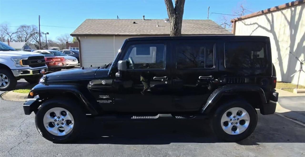 2014 Jeep Wrangler Unlimited Sahara - Photo 3