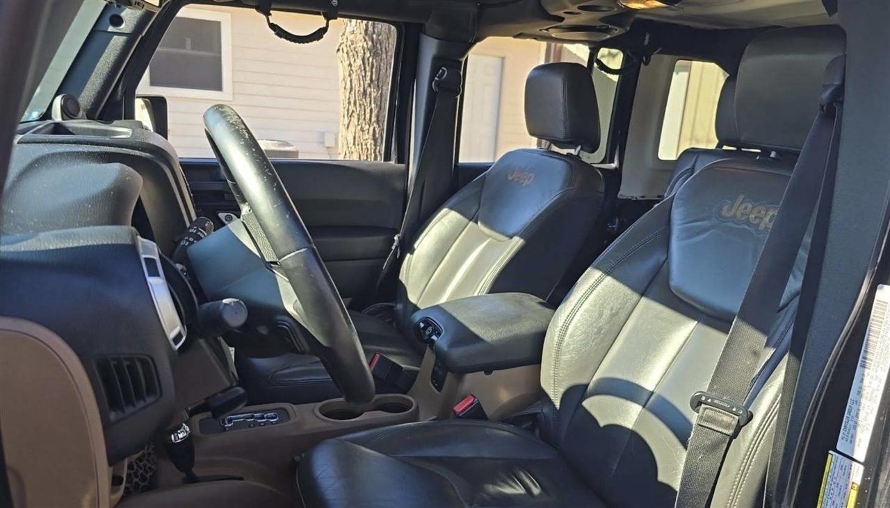 2014 Jeep Wrangler Unlimited Sahara - Photo 6