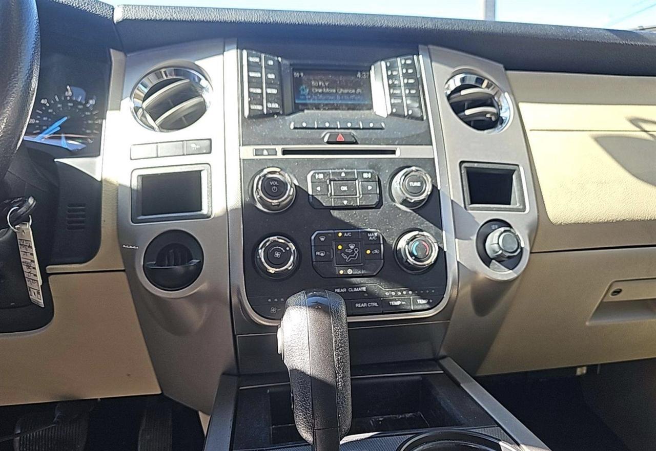 Ford Expedition XLT 2WD 2017
