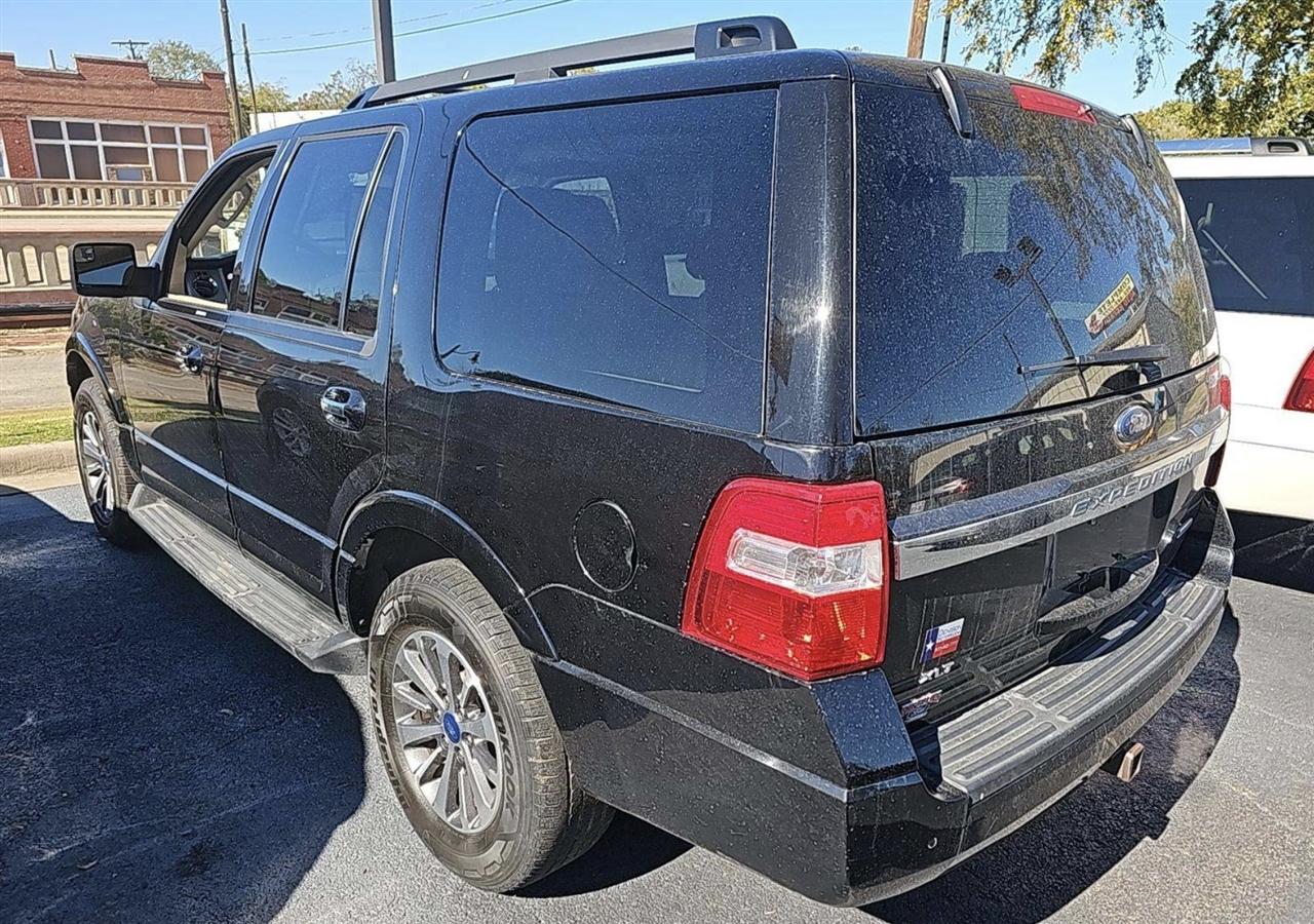 Ford Expedition XLT 2WD 2017