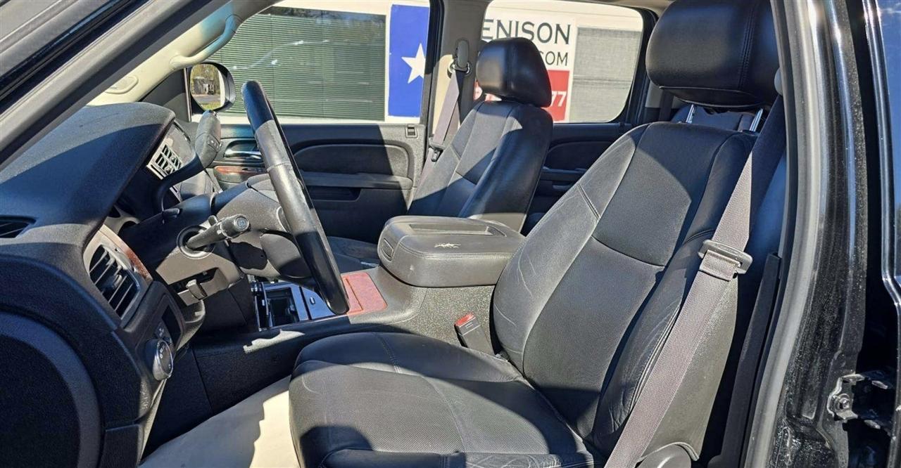Chevrolet Suburban LTZ 1500 2WD 2013