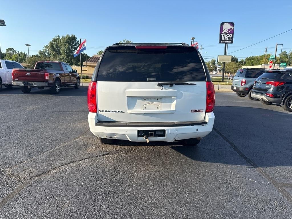 GMC Yukon XL SLT-2 1/2 Ton 4WD 2008