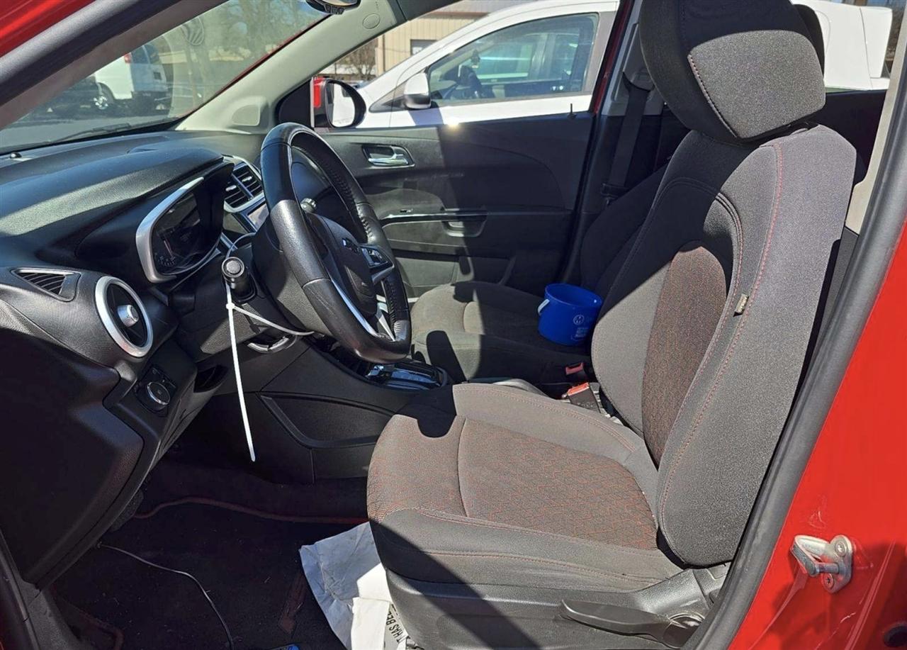 Chevrolet Sonic LT Auto 5-Door 2020