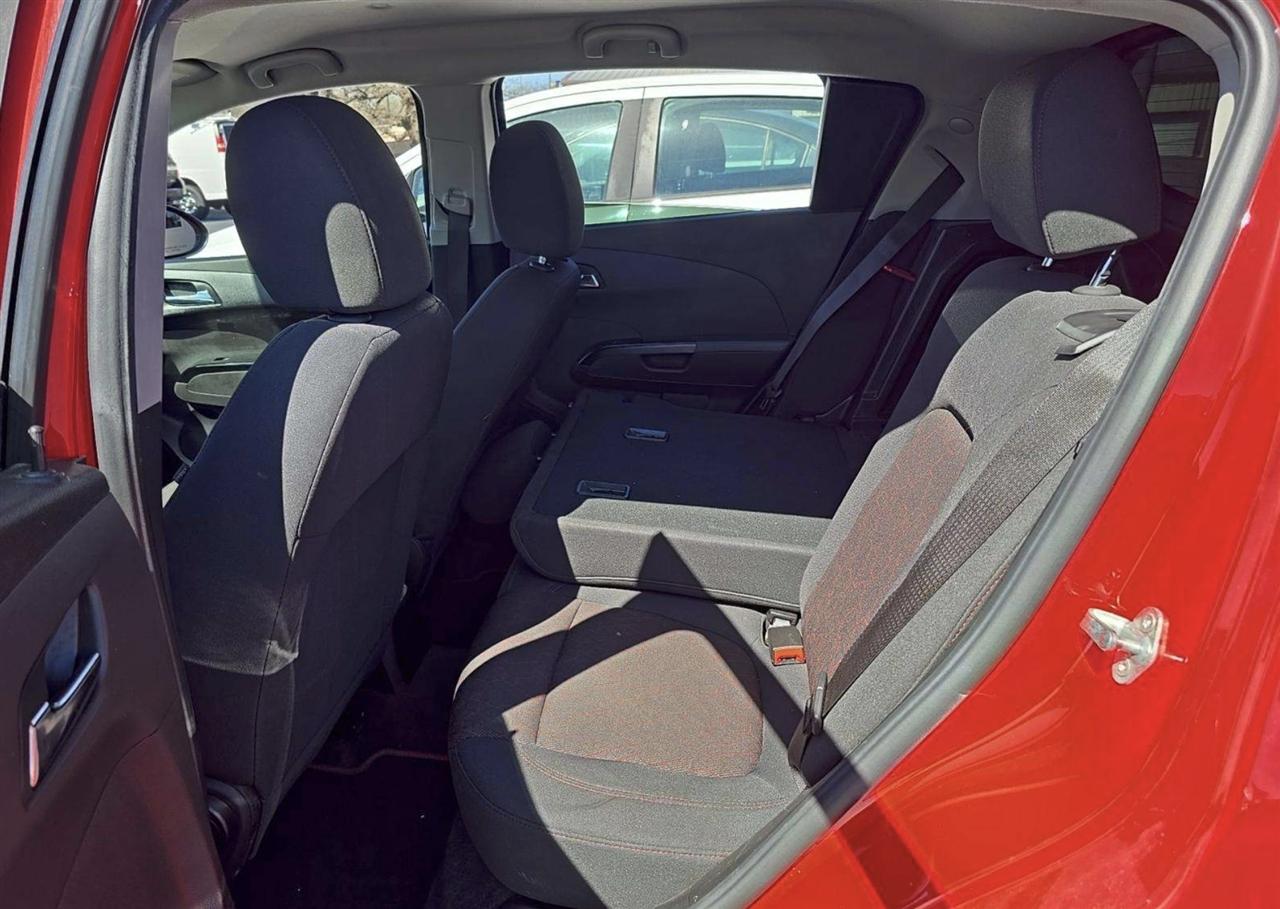 Chevrolet Sonic LT Auto 5-Door 2020