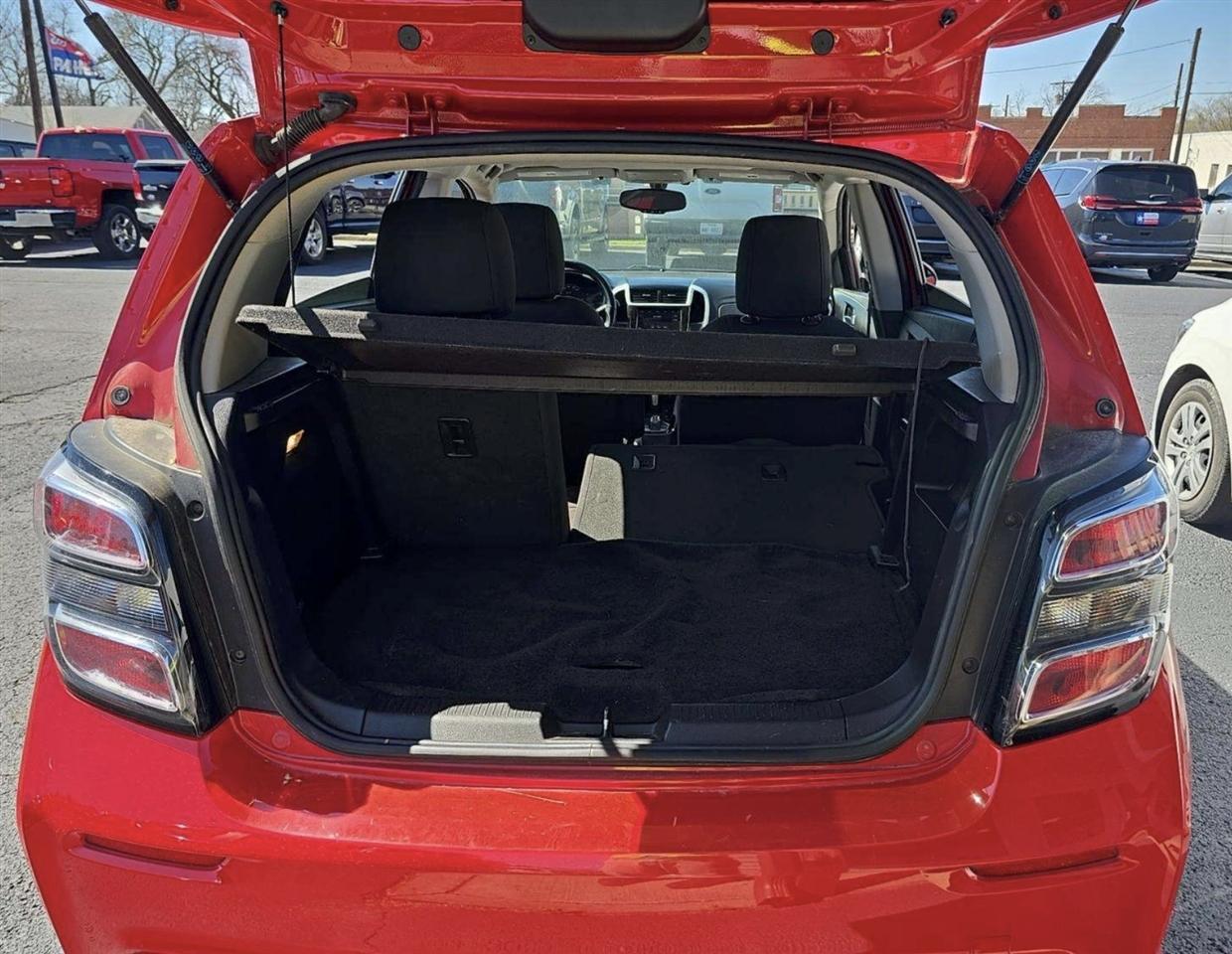 Chevrolet Sonic LT Auto 5-Door 2020