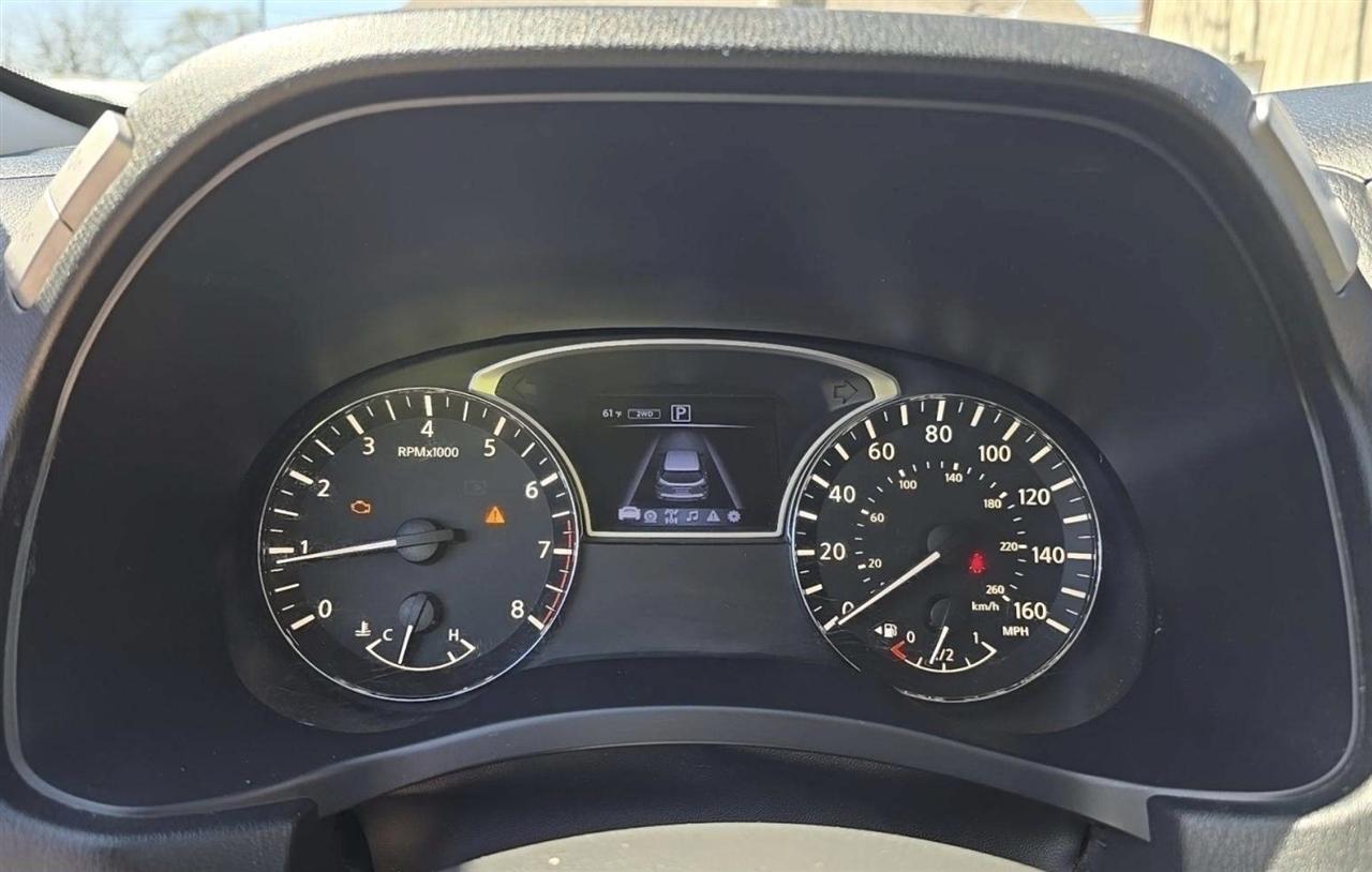 Nissan Pathfinder SV 4WD 2020