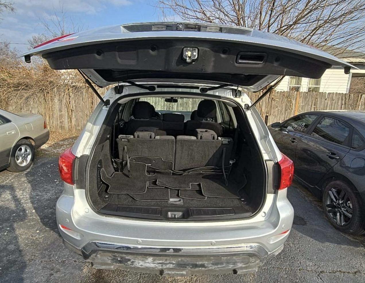 Nissan Pathfinder SV 4WD 2020
