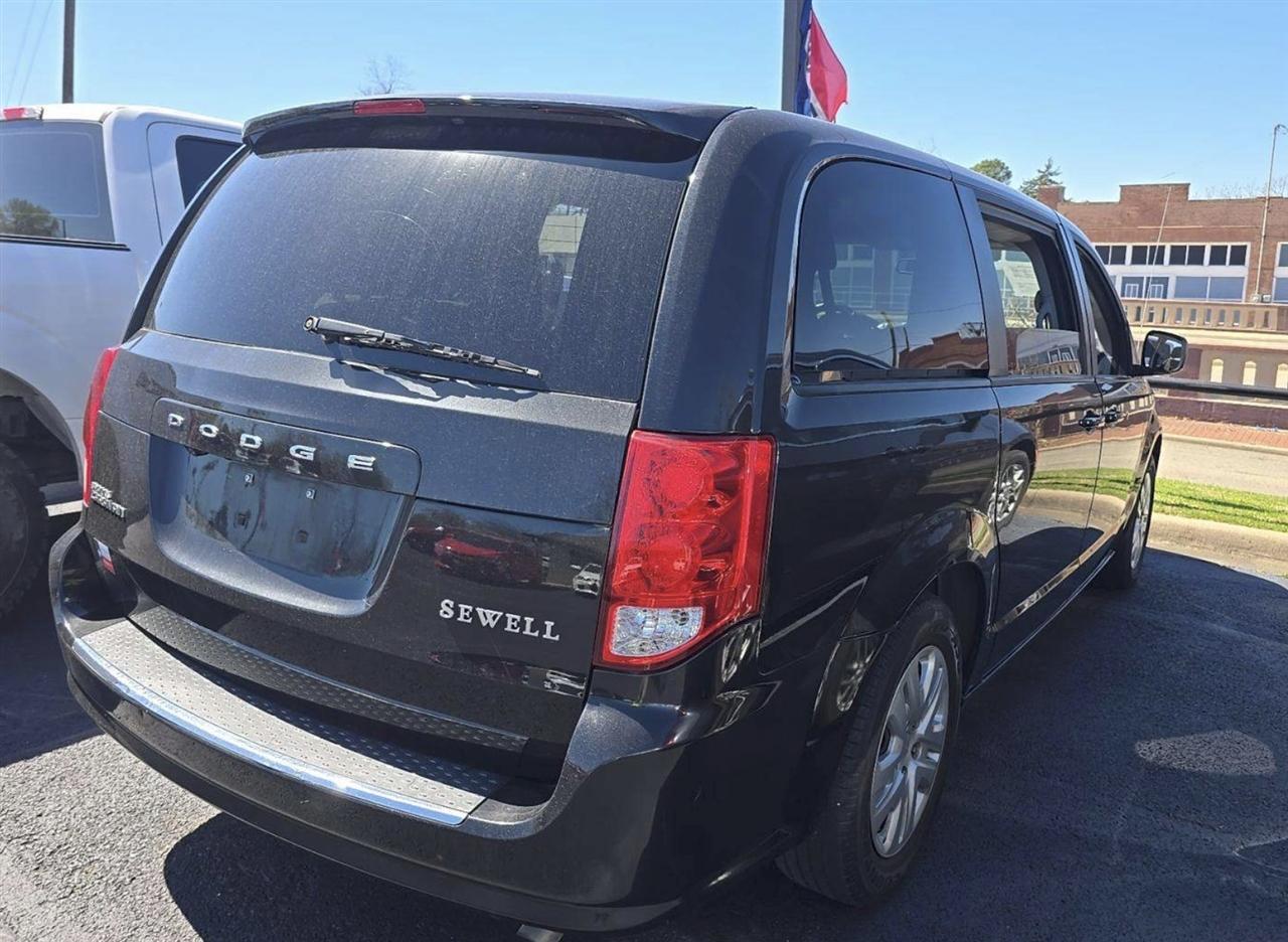 Dodge Grand Caravan SE 2018