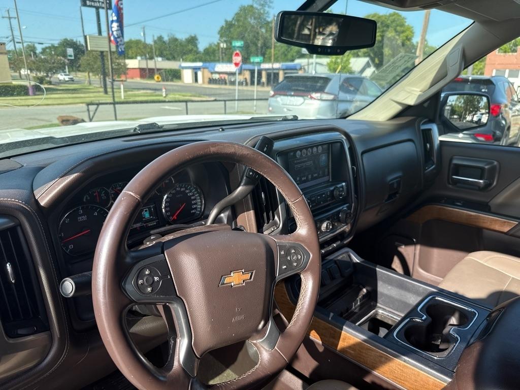 Chevrolet Silverado 1500 LTZ Crew Cab 2WD 2016