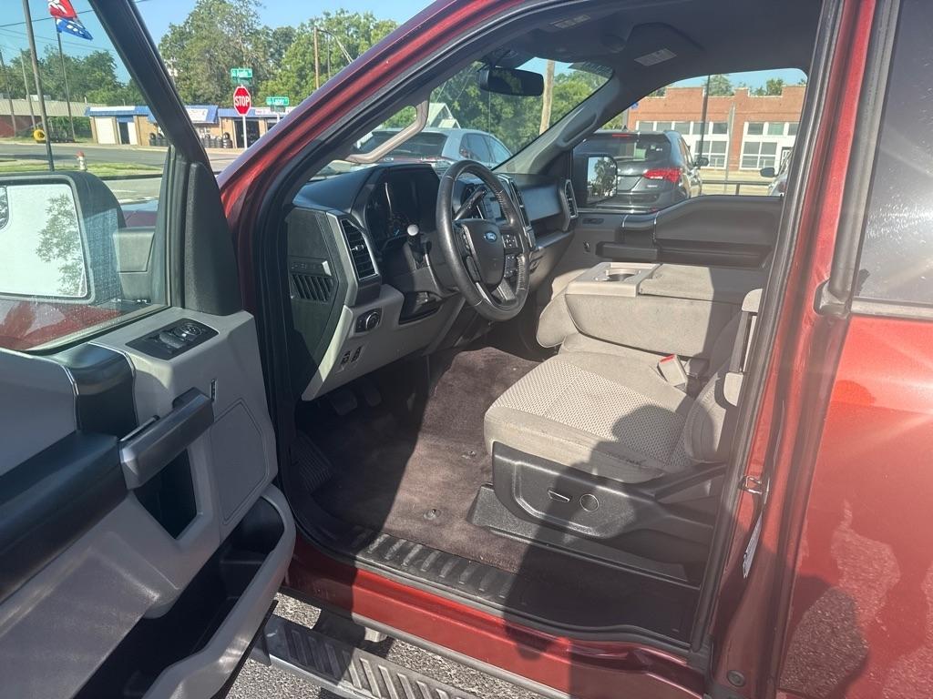 Ford F-150 XL SuperCab 8-ft. 2WD 2016