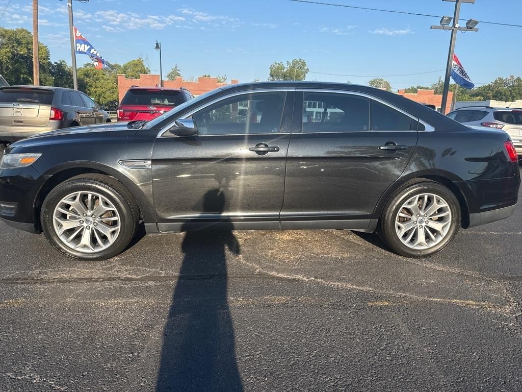 Ford Taurus Limited FWD 2015