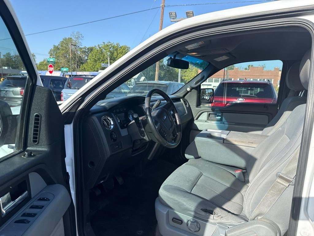 Ford F-150 XL SuperCrew 5.5-ft. Bed 4WD 2014